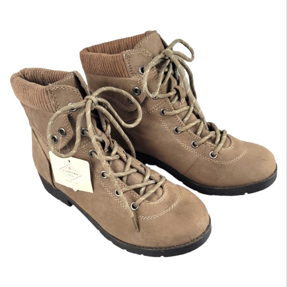 JC Penny St John's Bay Women's Yosemite Block Heel Lace‎ Up Boots